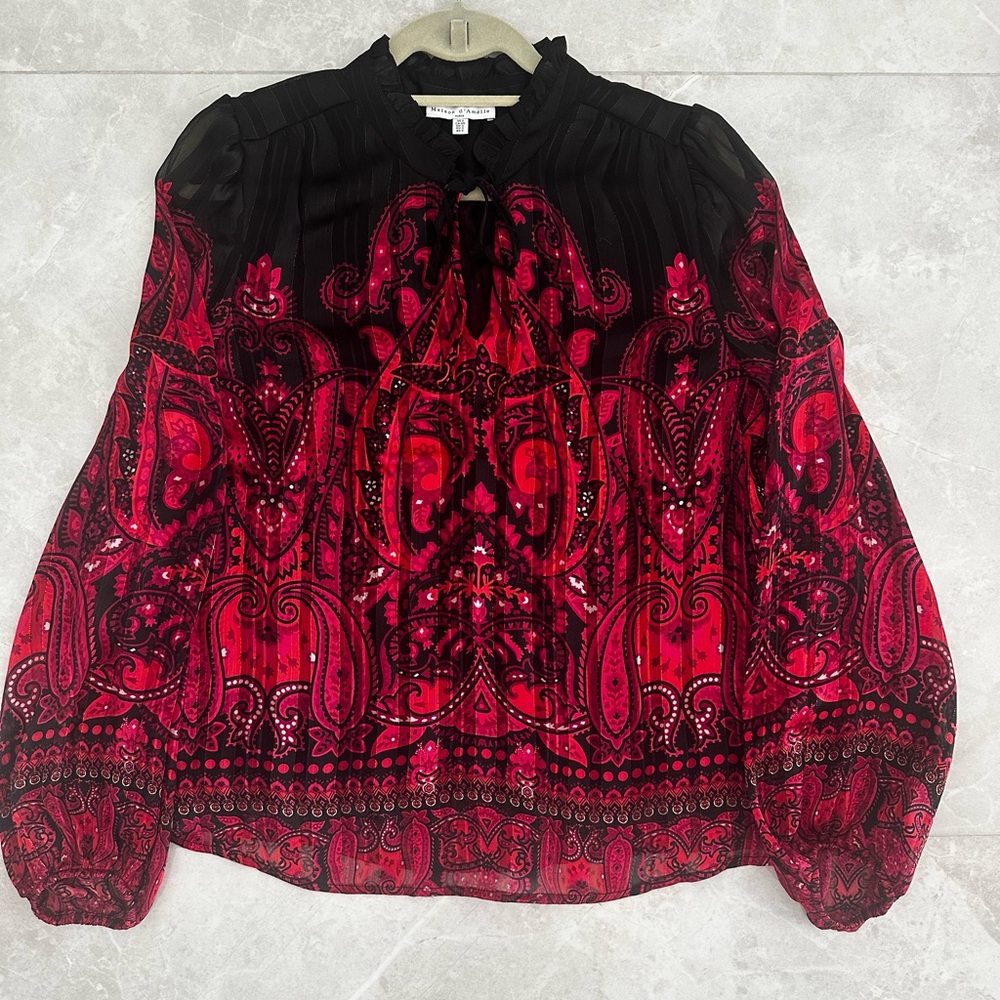 Maison d’Amelie Red Relaxed Graphic Long Sleeve Blouse